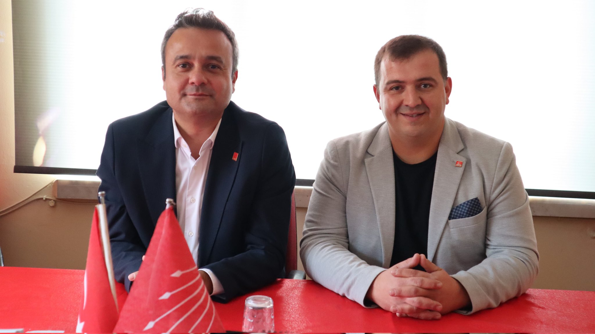 Başkan Erhan’dan Şuhut Teşki̇latina Destek Zi̇yareti̇ (1)