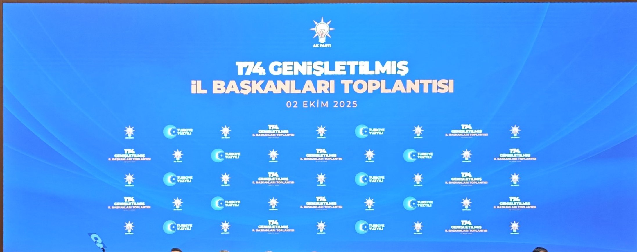 Başkan Şahi̇n, İl Başkanlari Toplantisinda Cumhurbaşkani Erdoğan’i Di̇nledi̇ (1)