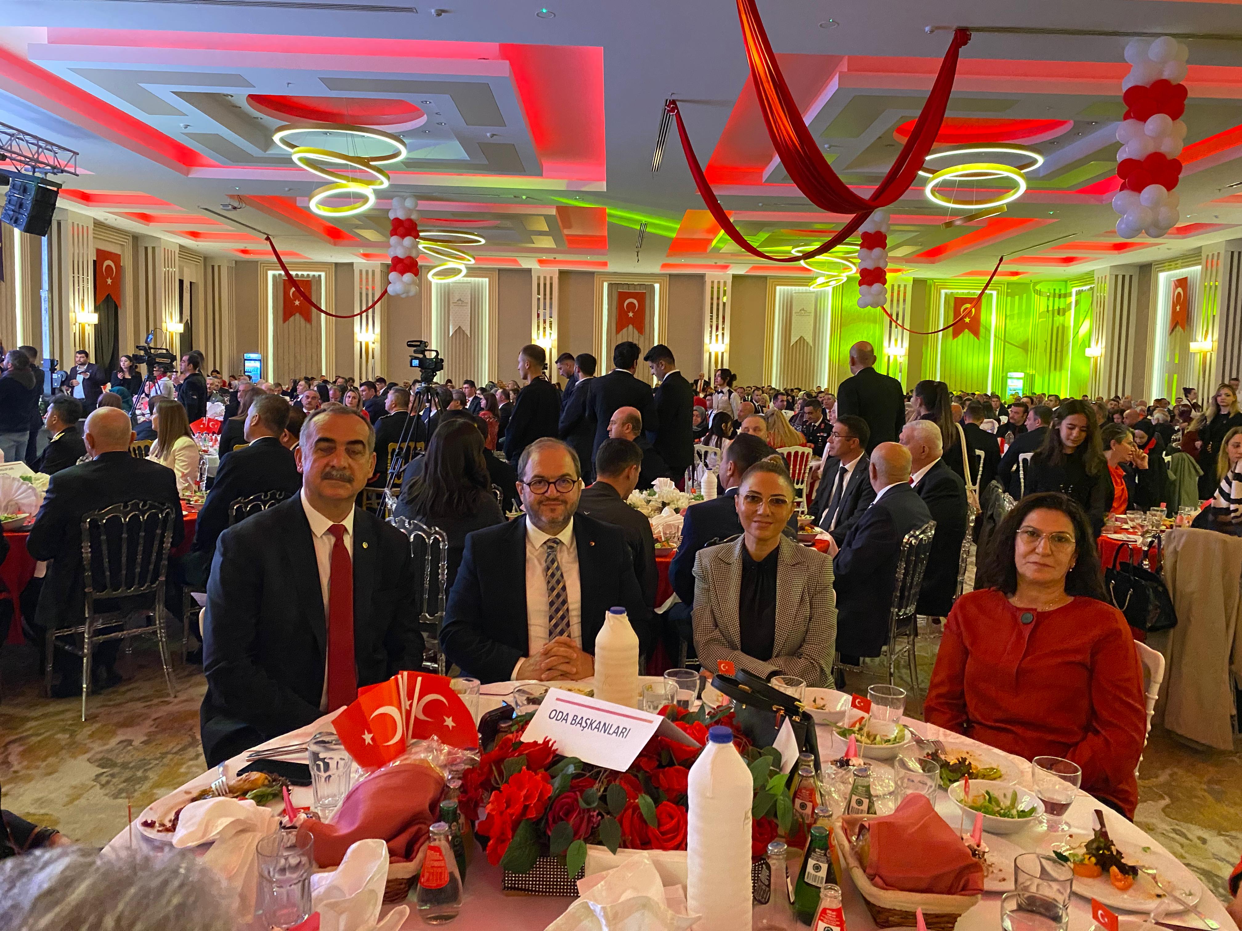 Bcd18Cb7 8438 4Cb7 82Fd Bbfdfaeae492-1