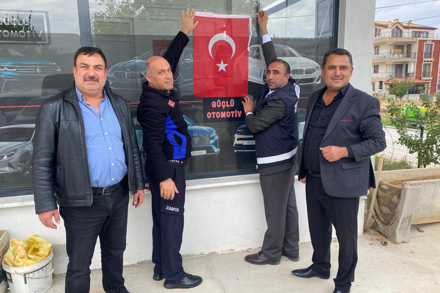 Cumhuri̇yet Coşkusu Di̇nar Sokaklarini Sardi (4)