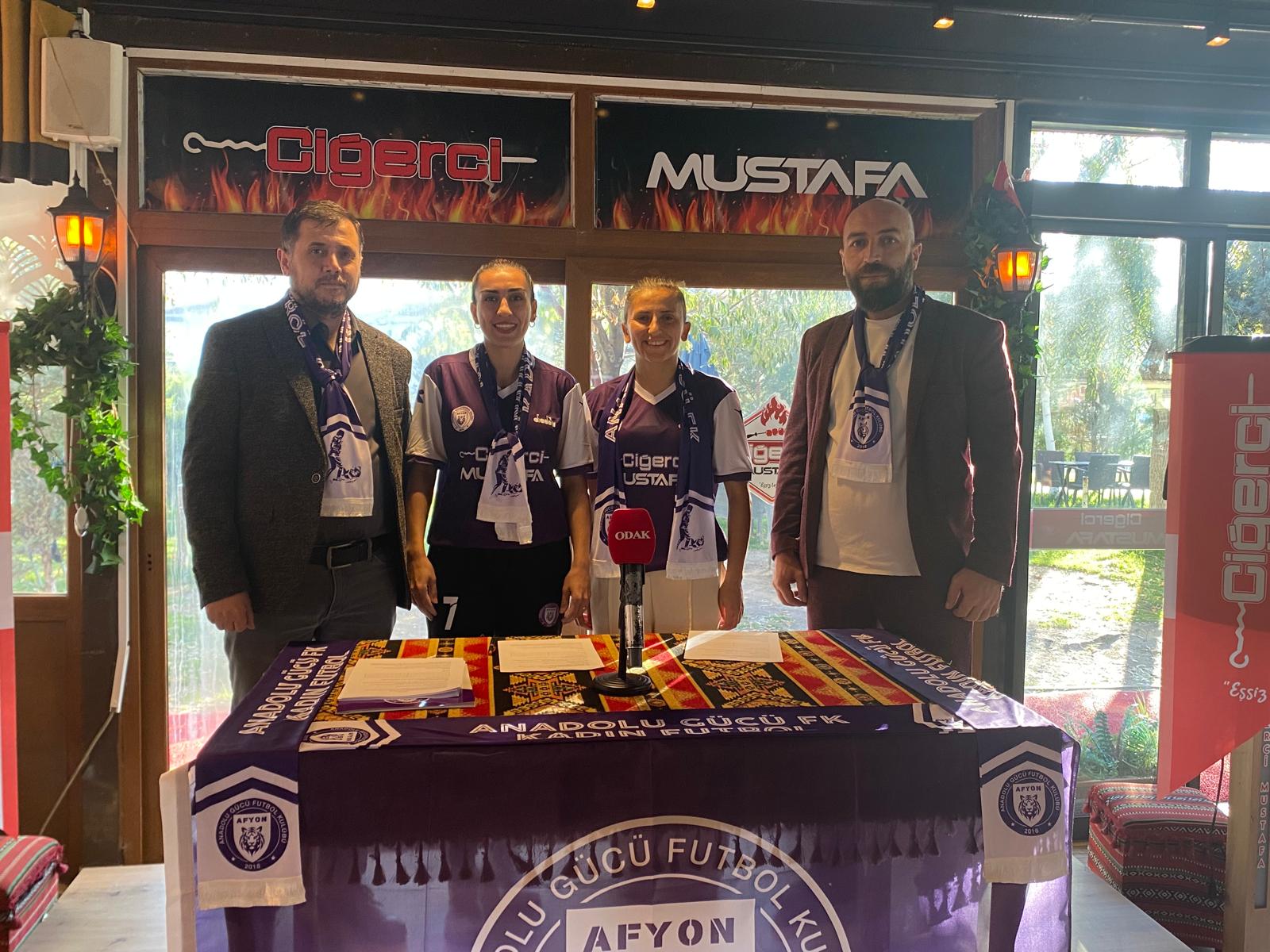 D7Ef641E 971C 44Ee B8A8 3B492528A9C7