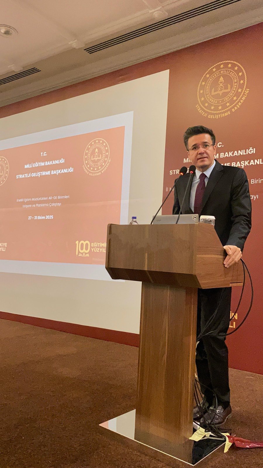 Eği̇ti̇mde Ar Ge Çaliştayi Afyonkarahi̇sar’da Başladi (3)