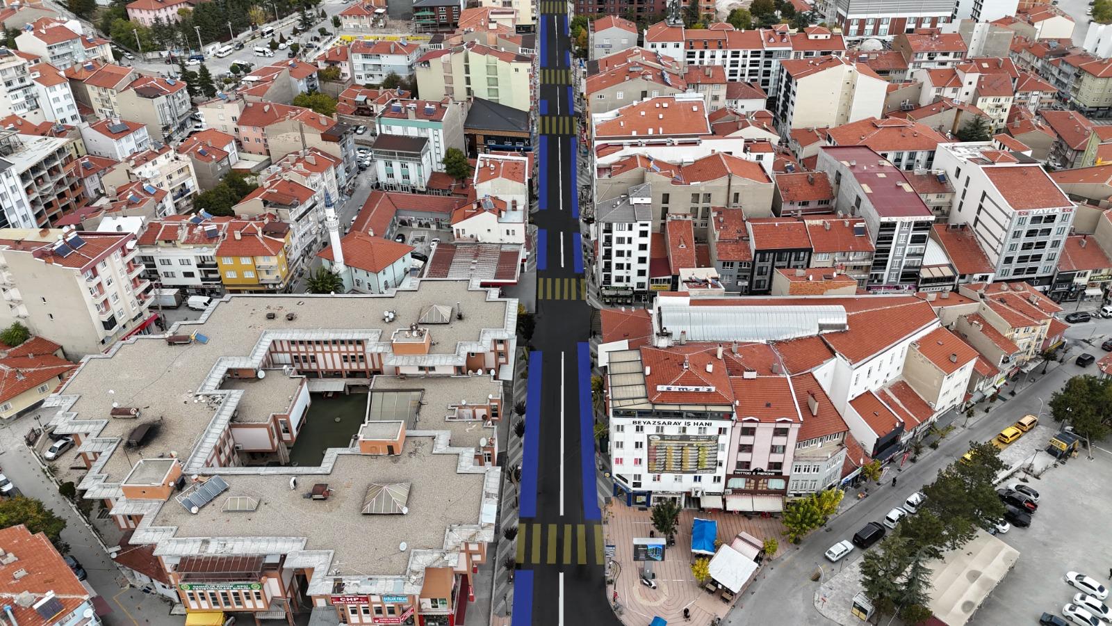 Emi̇rdağ Beledi̇yesi̇nden Eski̇şehi̇r Caddesi̇’nde Kapsamli Dönüşüm