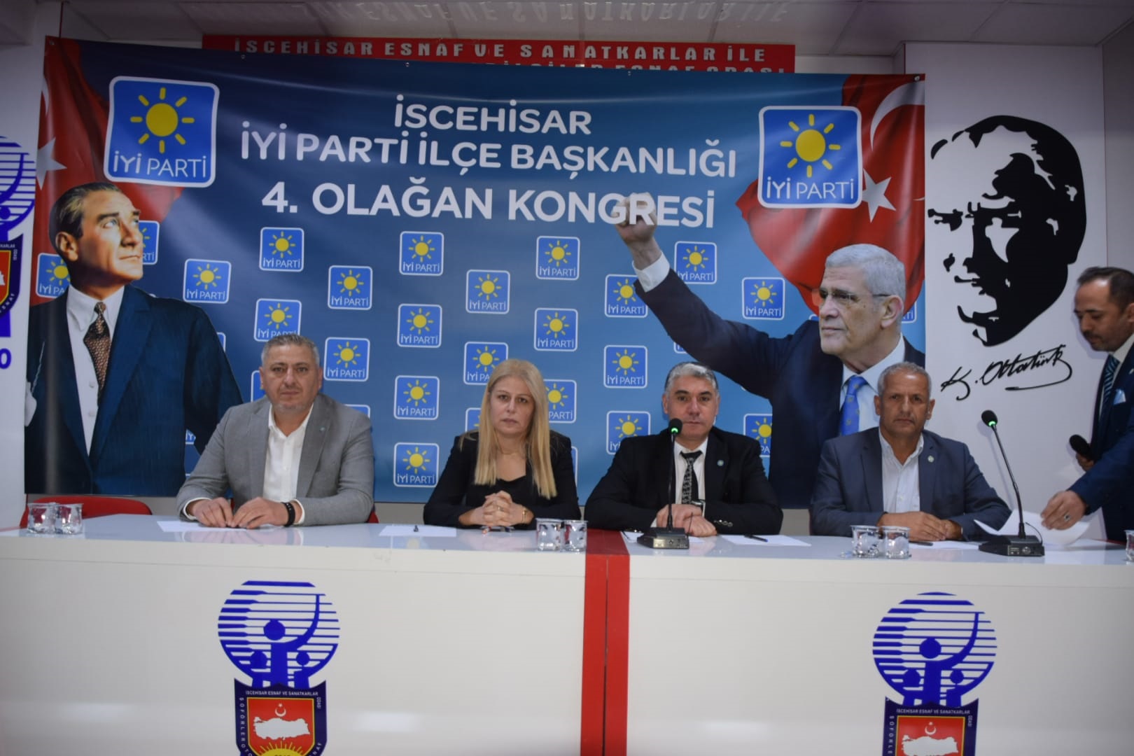 İyi̇ Parti̇ İscehi̇sar İlçe Kongresi̇ Gerçekleşti̇ (5)