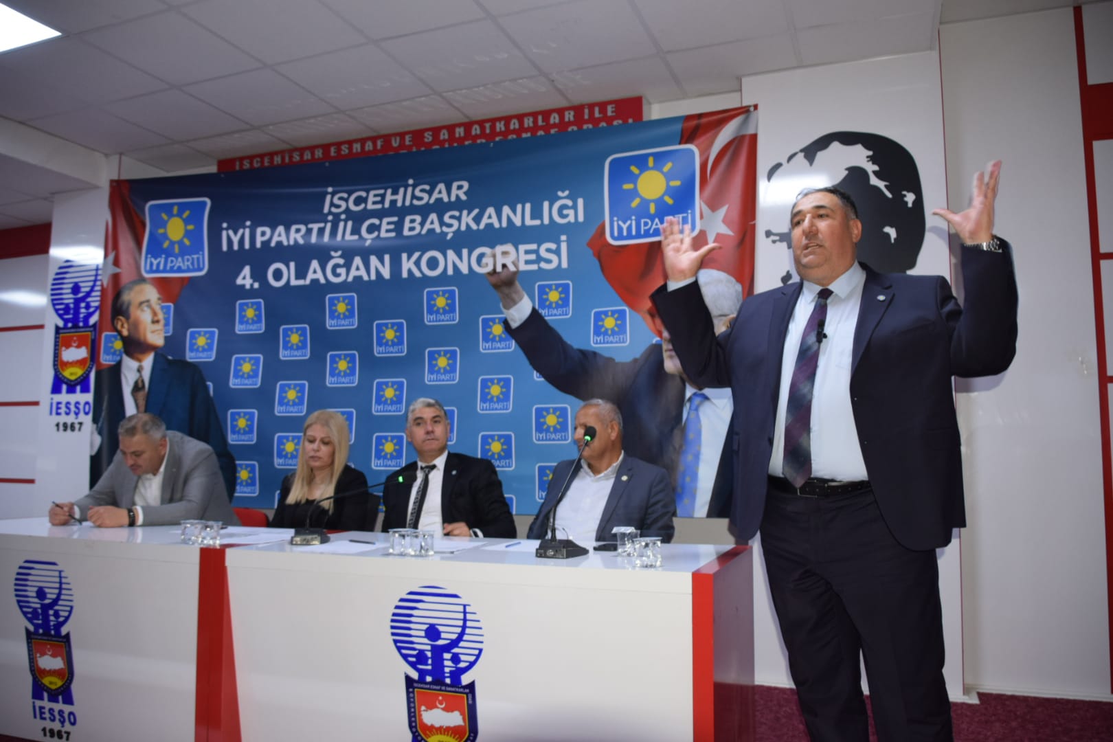 İyi̇ Parti̇ İscehi̇sar İlçe Kongresi̇ Gerçekleşti̇ (6)