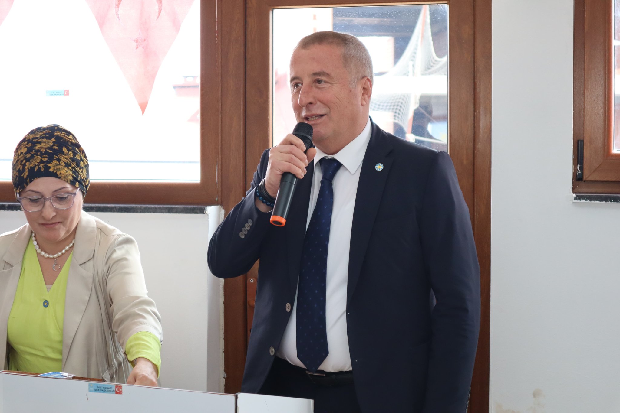 İyi̇ Parti̇’de Kongre Heyecani Mi̇lletveki̇li̇ Olgun’dan İstanbul Çikarmasi (3)