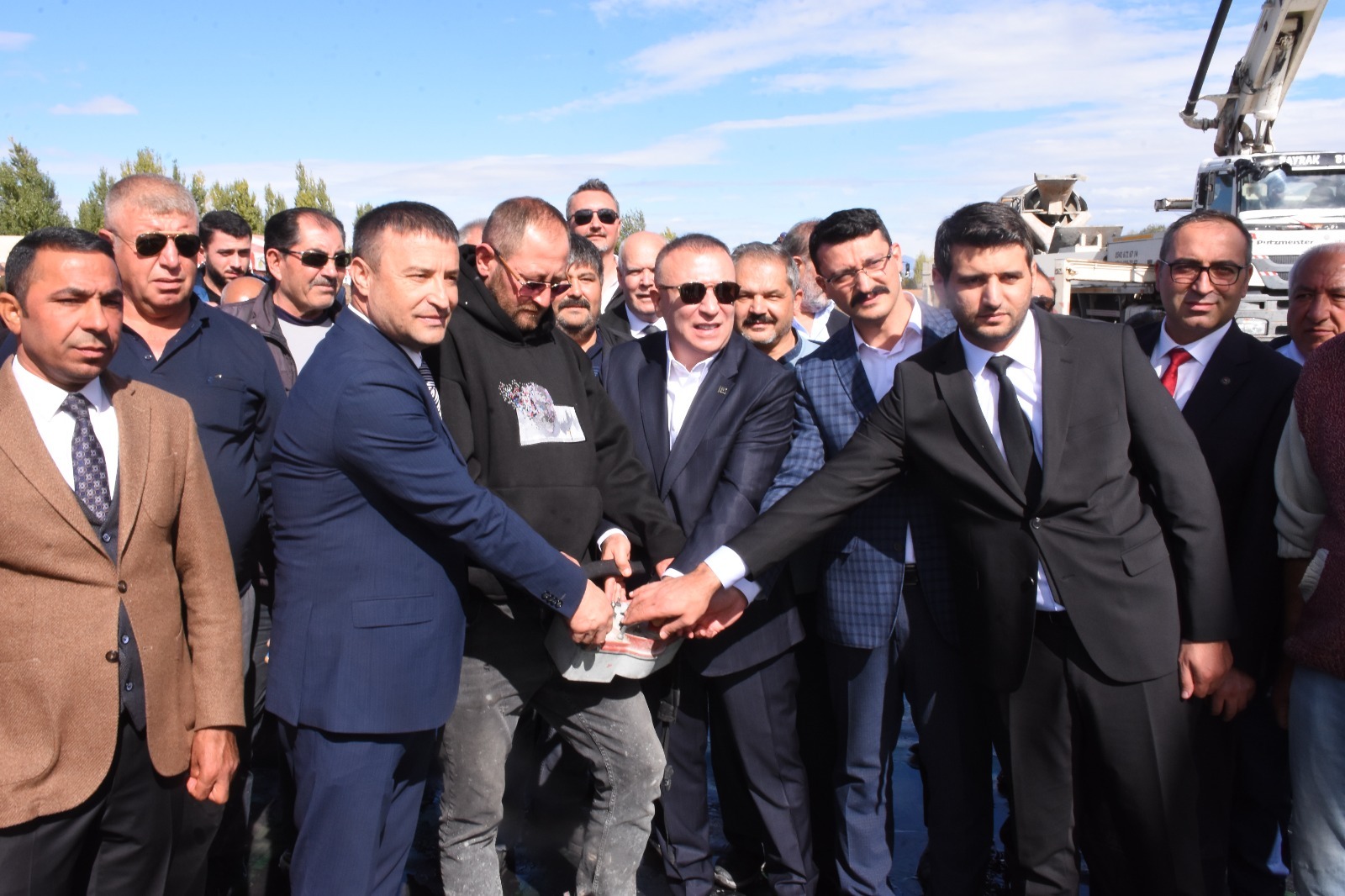 Mhp’li̇ Yönter Afyonkarahi̇sar’da Konuştu “Bi̇z Dünyanin En Şansli İnsanlariyiz” 2