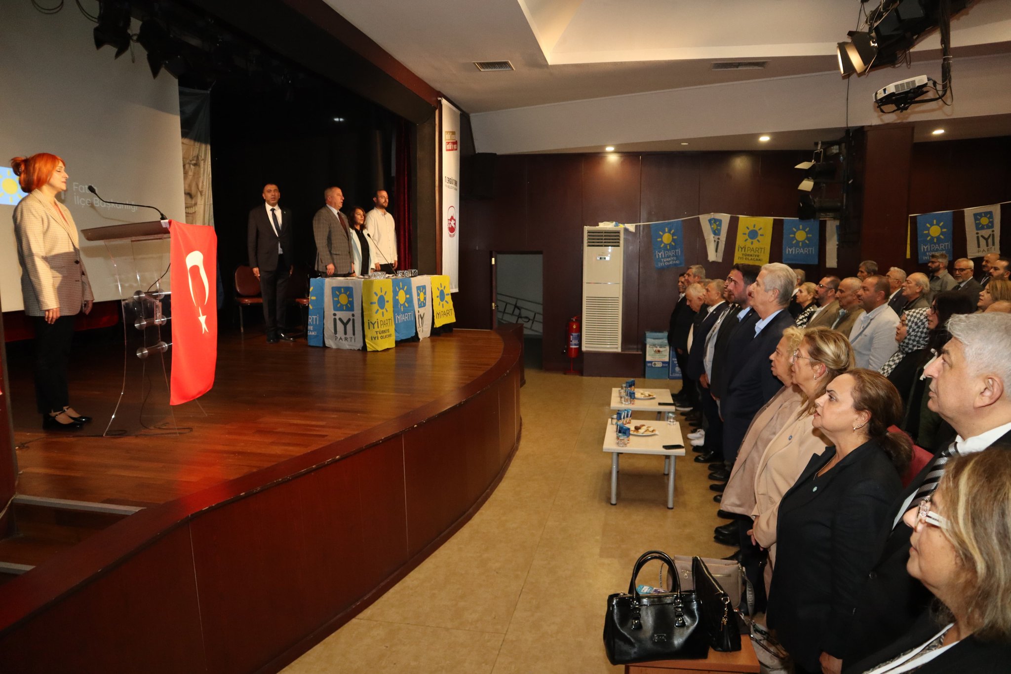 Mi̇lletveki̇li̇ Olgun’dan Fati̇h Kongresi̇’nde Demokrasi̇ Mesaji (3)
