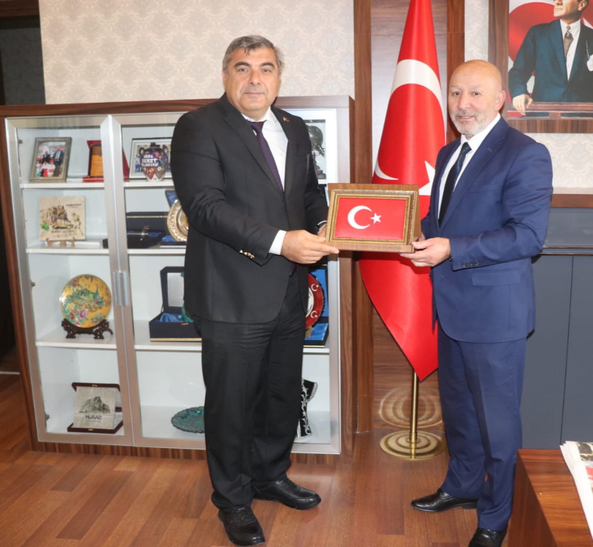 Mi̇lli̇ Eği̇ti̇m Müdürü Sünnetci̇’den İl Genel Mecli̇si̇ne Zi̇yaret (2)