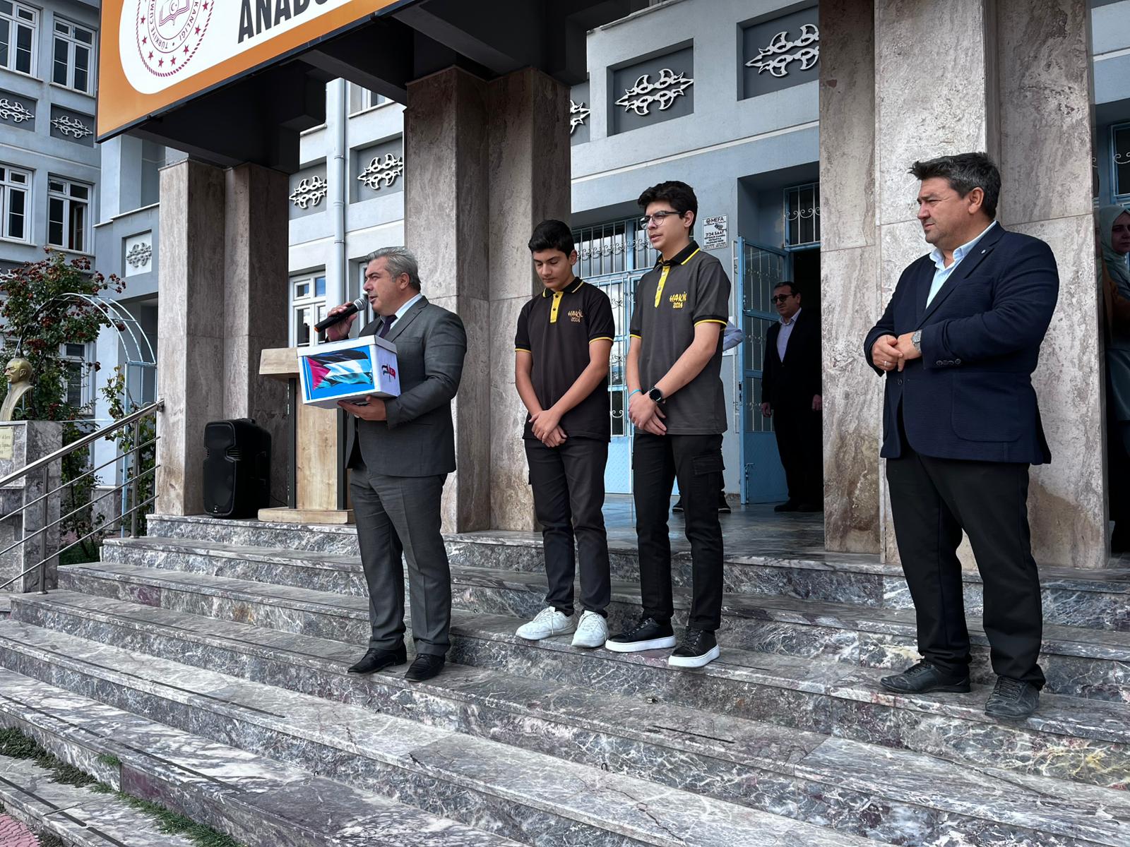 Mi̇lli̇ Eği̇ti̇mden “Nehi̇rden Deni̇ze Özgür Fi̇li̇sti̇n” Çağrisi (2)