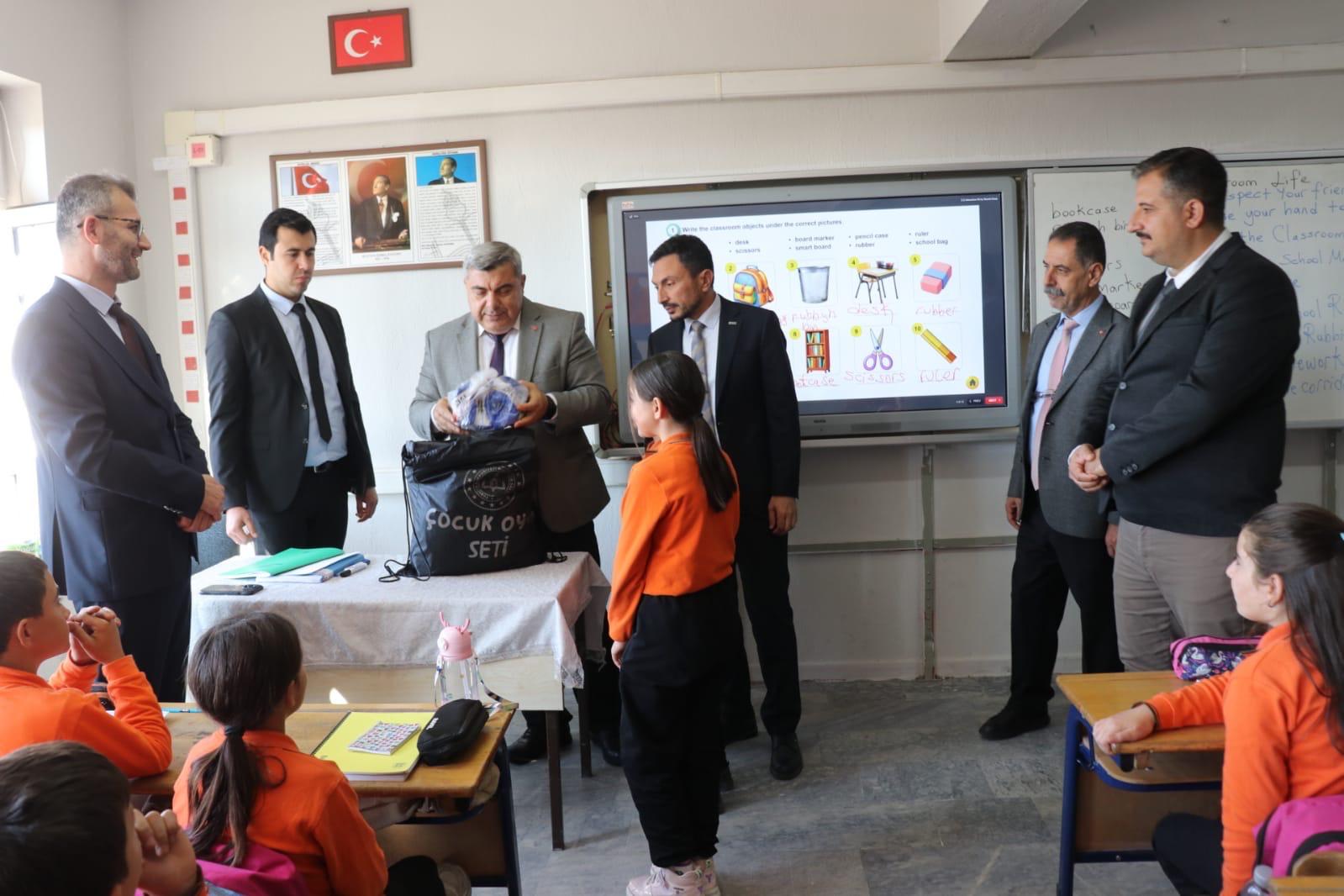 Müdür Sünnetci̇, Beyköy Okullarinda Öğrenci̇lerle Buluştu (4)