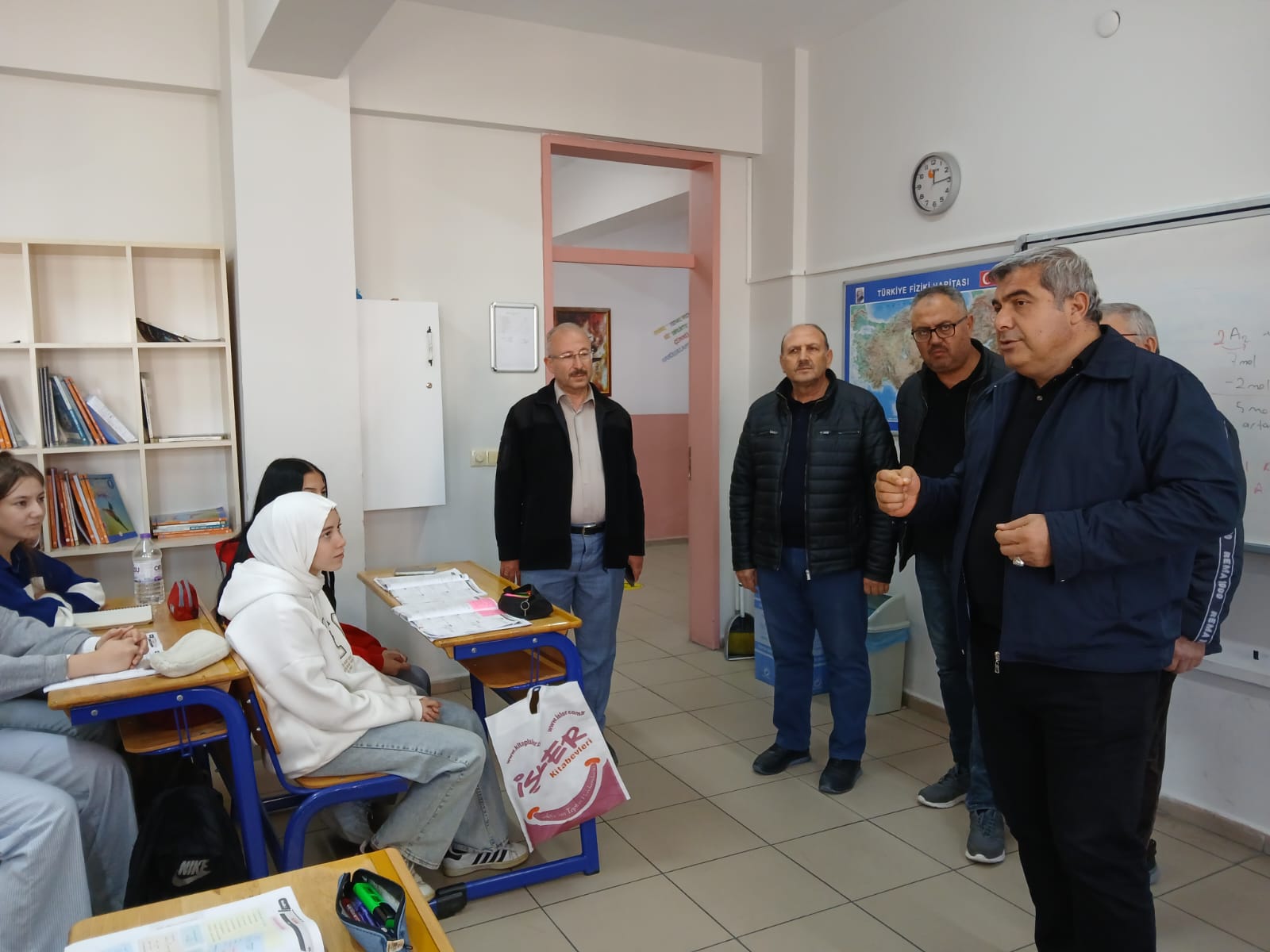 Müdür Sünnetci̇, Hafta Sonu Dyk Kurslarinda Öğrenci̇lerle Buluştu (2)