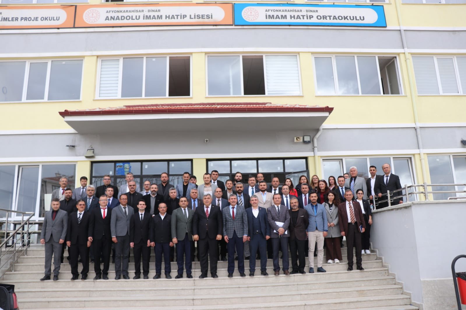 Müdür Sünnetci̇’den Di̇nar’a Eği̇ti̇m Odakli Zi̇yaretler (4)