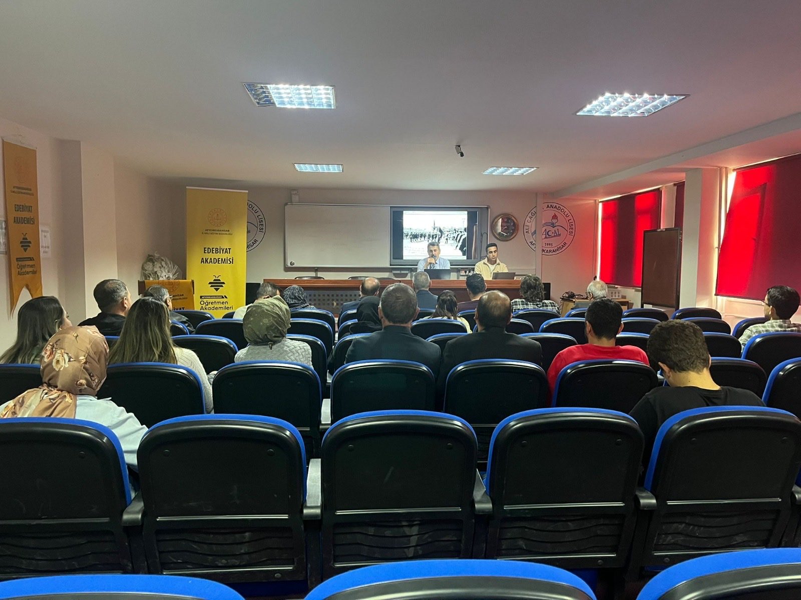 Öğretmen Akademi̇leri̇ 2025 2026 Eği̇ti̇m Dönemi̇ne Başladi (3)