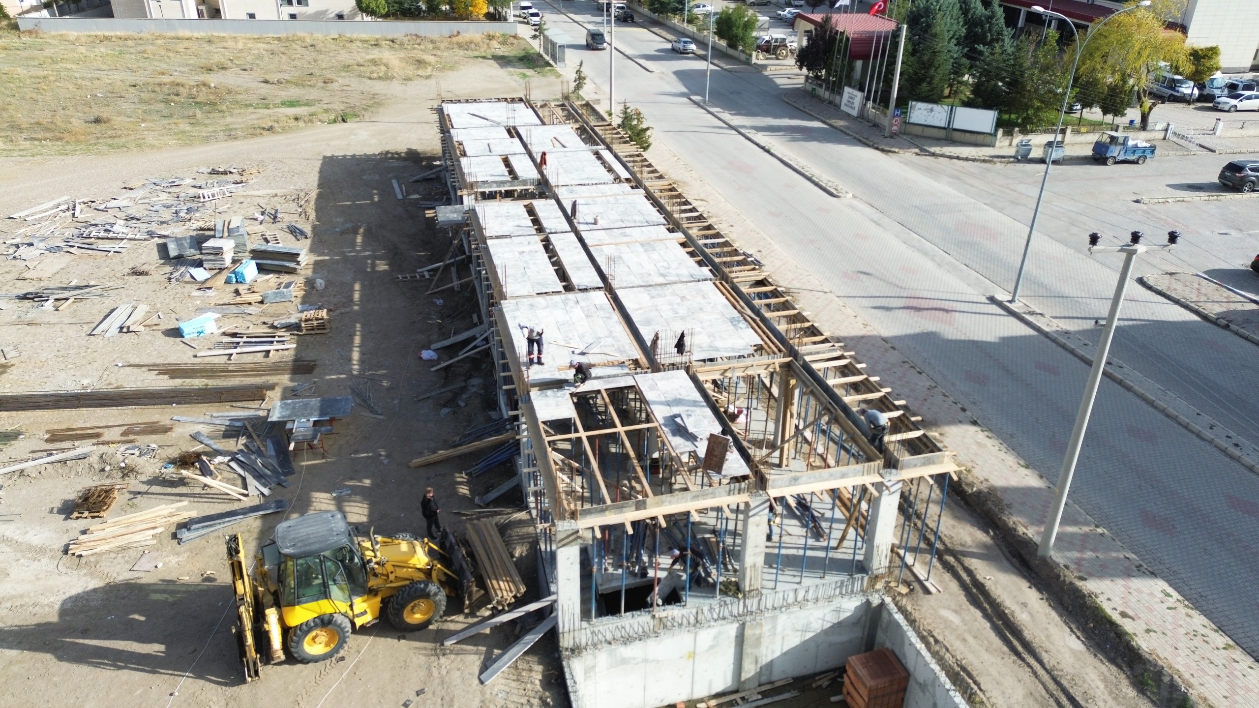 Şuhut’ta Modern Yaşam Alani İnşaati Tüm Hiziyla Sürüyor (2)