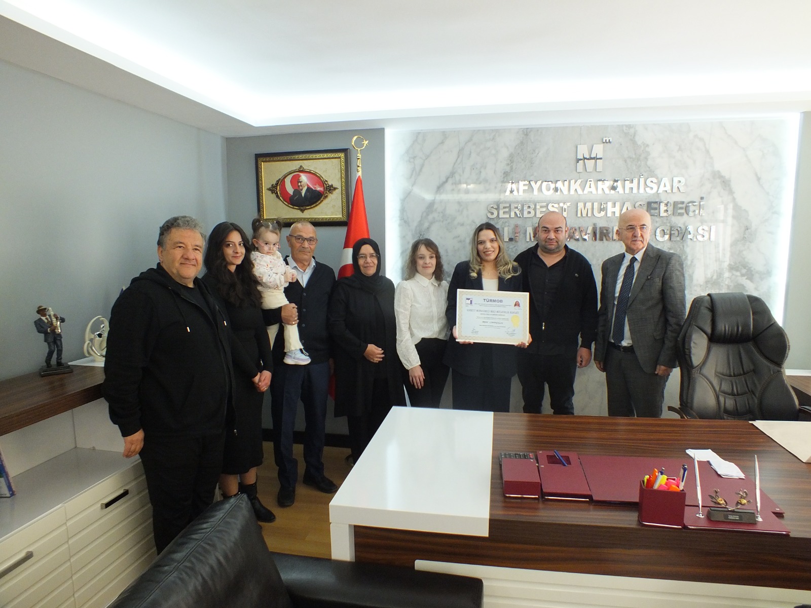 Yeni̇ Mali̇ Müşavi̇rler Ruhsatlarina Kavuştu (5)