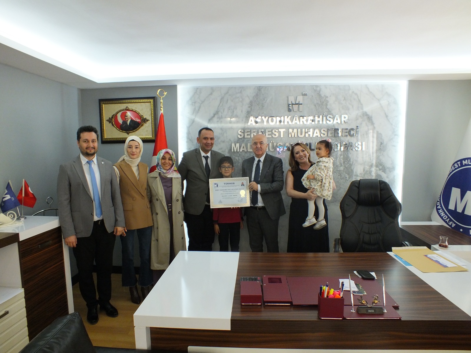 Yeni̇ Mali̇ Müşavi̇rler Ruhsatlarina Kavuştu (6)
