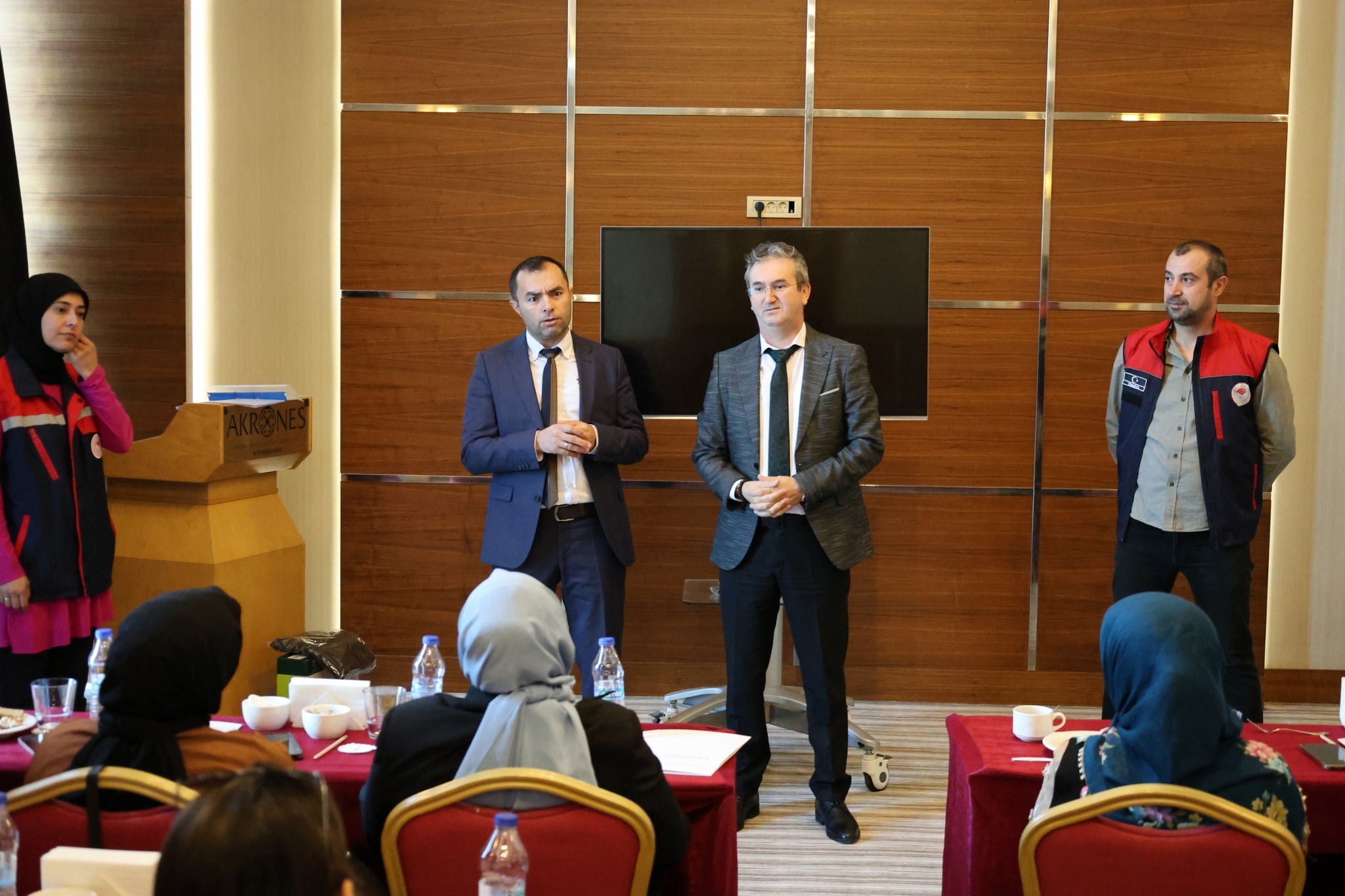 575808842 1267917868711267 5553135013336922983 N