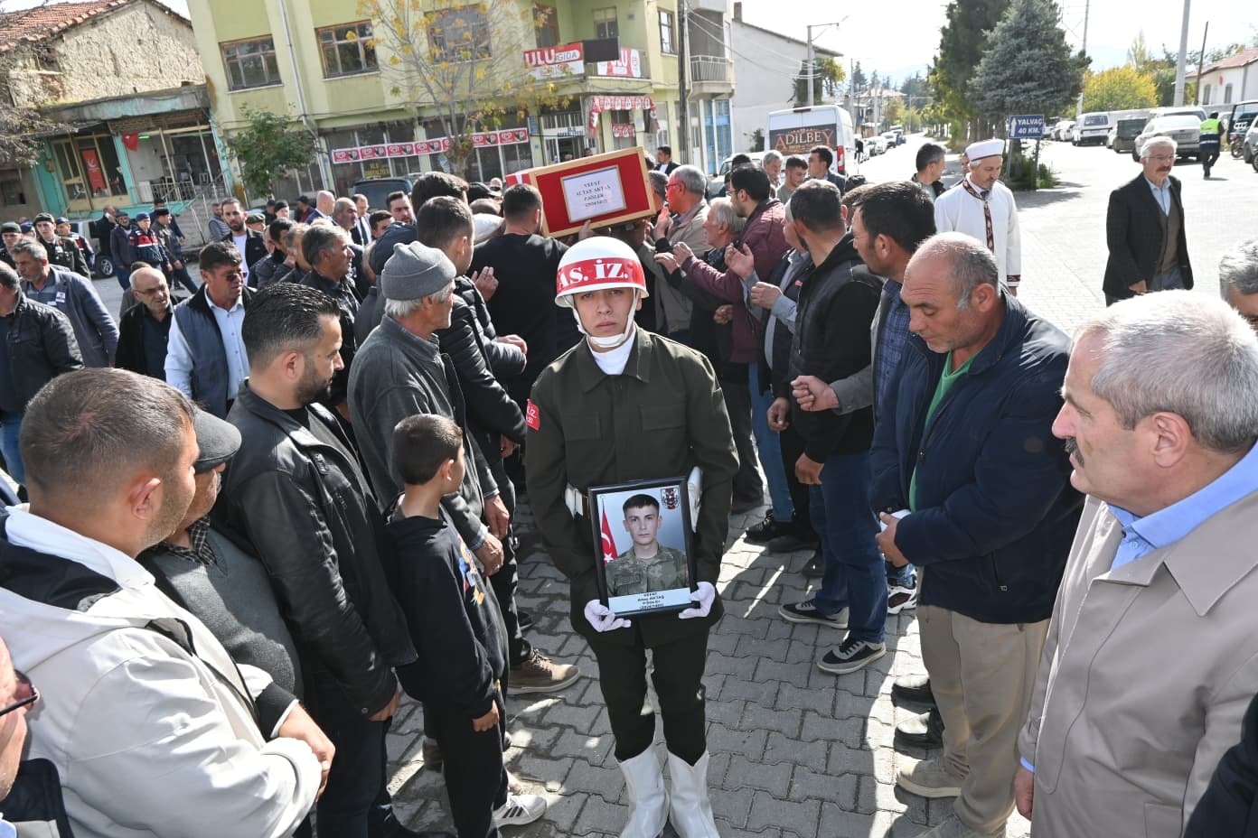 576266360 1148185760765576 1675270894015738956 N