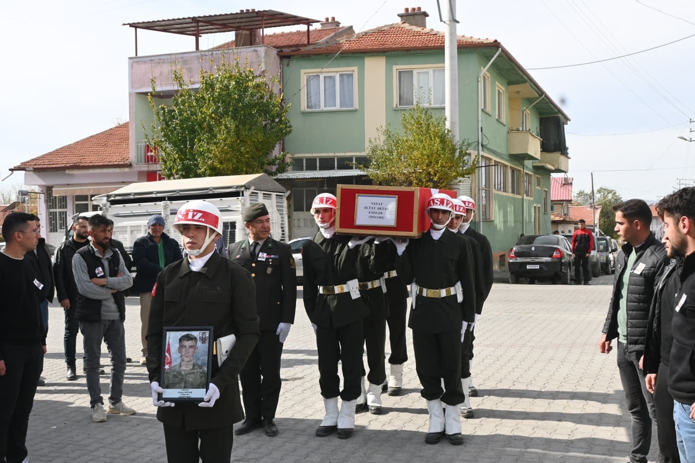 576290273 1148184420765710 1430512522202443234 N