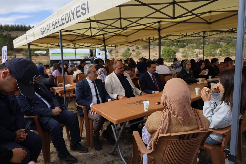 579645434 1264169859069791 8184086572391417186 N