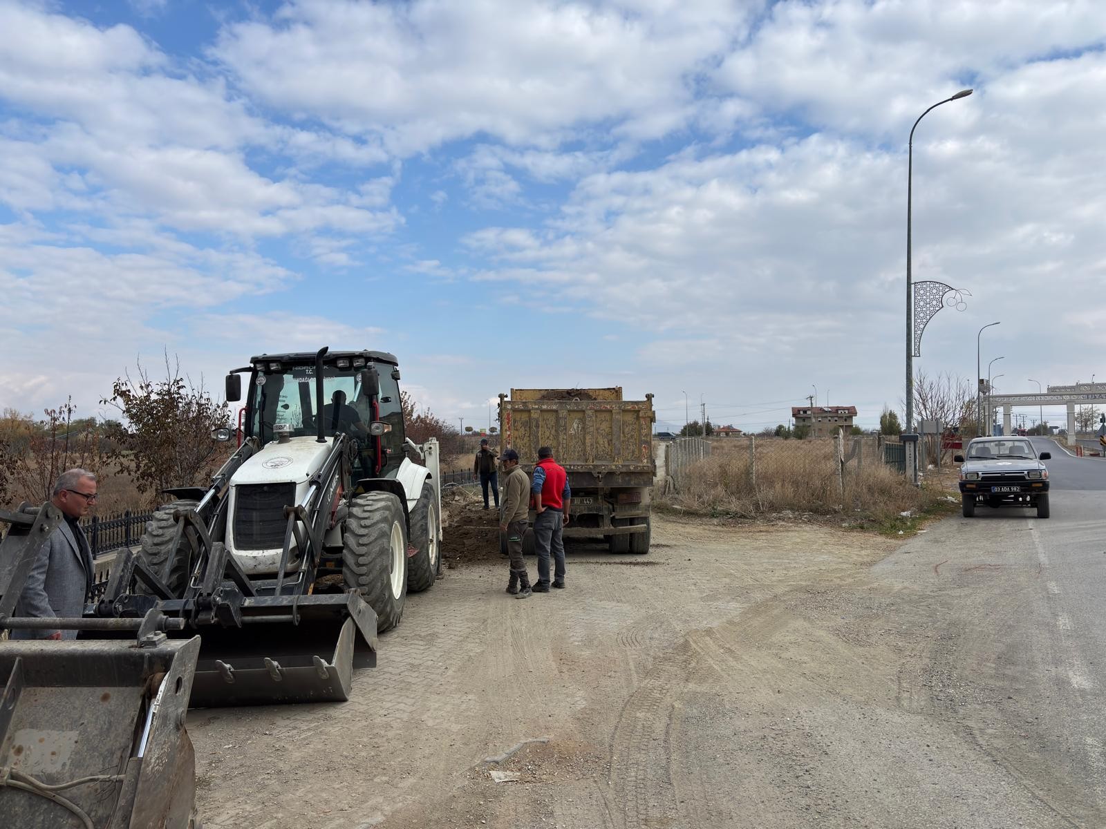 580566414 10163440531408516 8647938482656052937 N