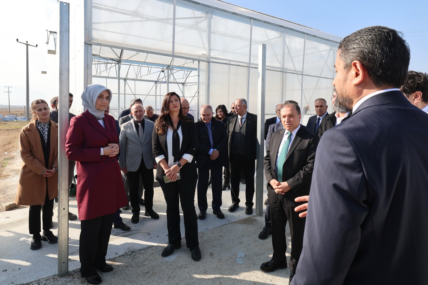 584427269 18302511754253484 2530160908515233084 N