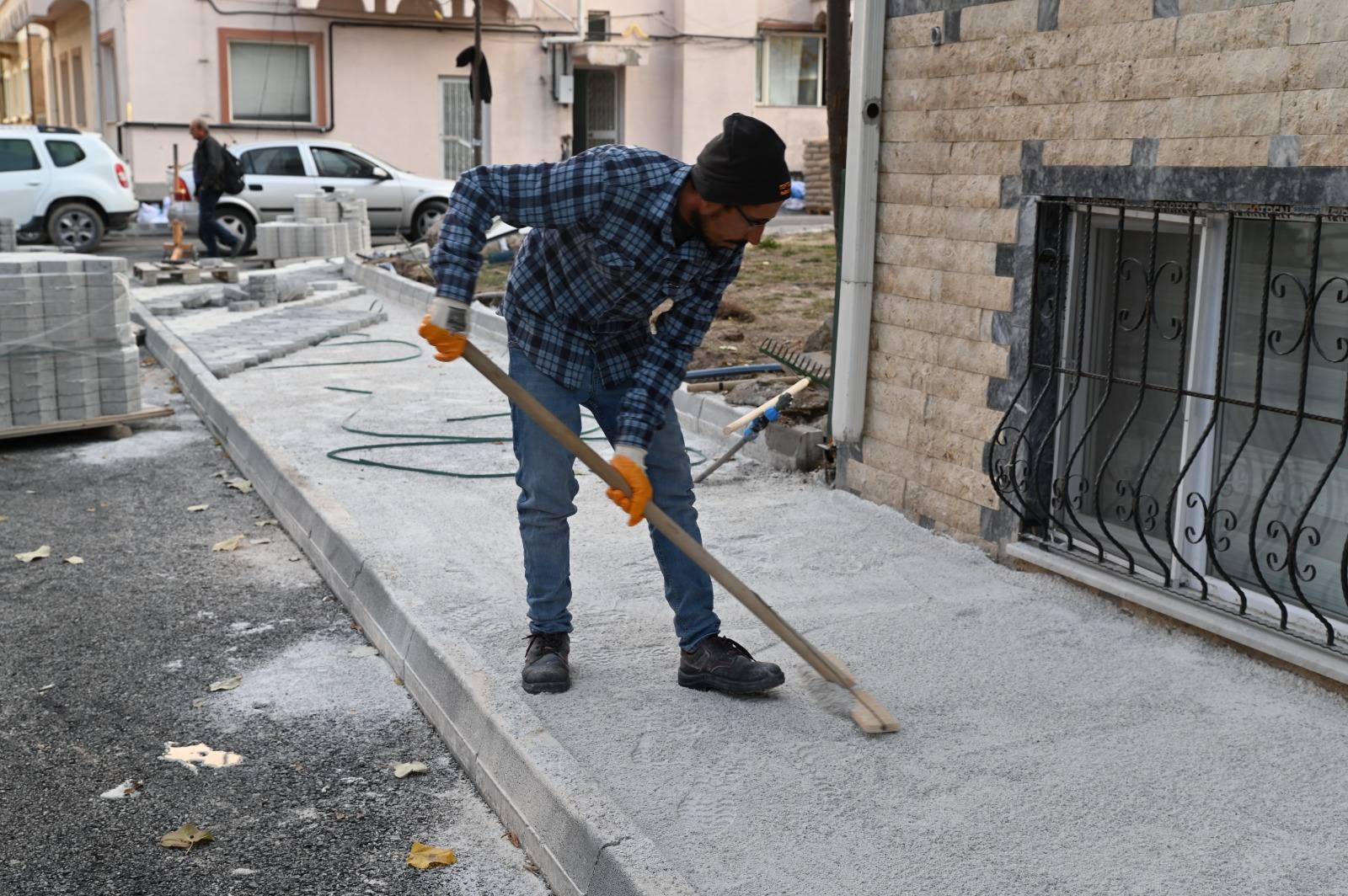 584699162 1274064138098676 1507989364710489817 N