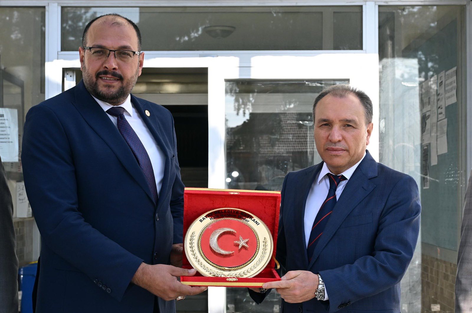 585914256 1271778444975599 5641537079454519710 N