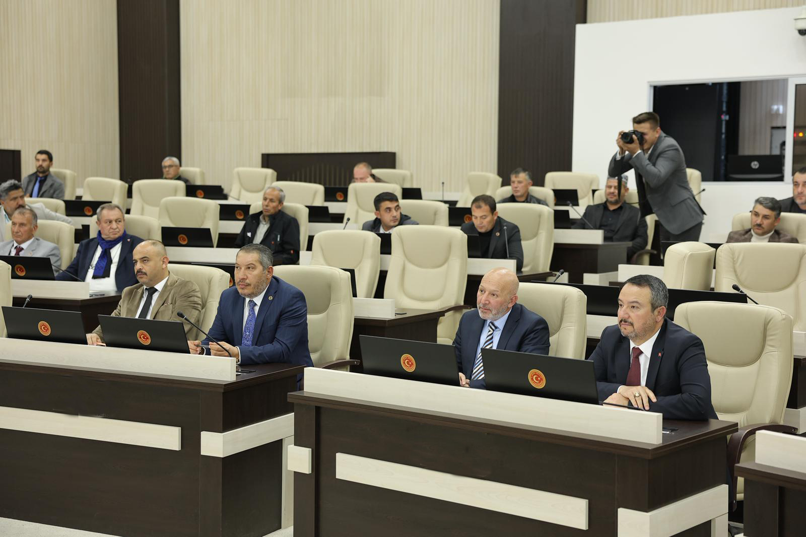 586988135 1293237646166603 7646327302176663447 N