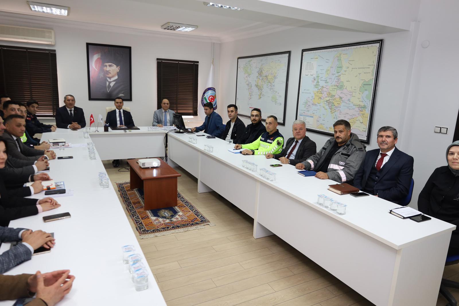 587494145 1297011952455839 8354735999446534899 N