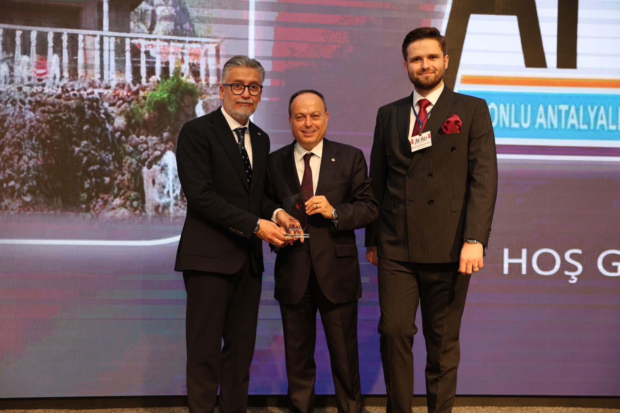 592438867 1331656925671980 9024138204600272670 N