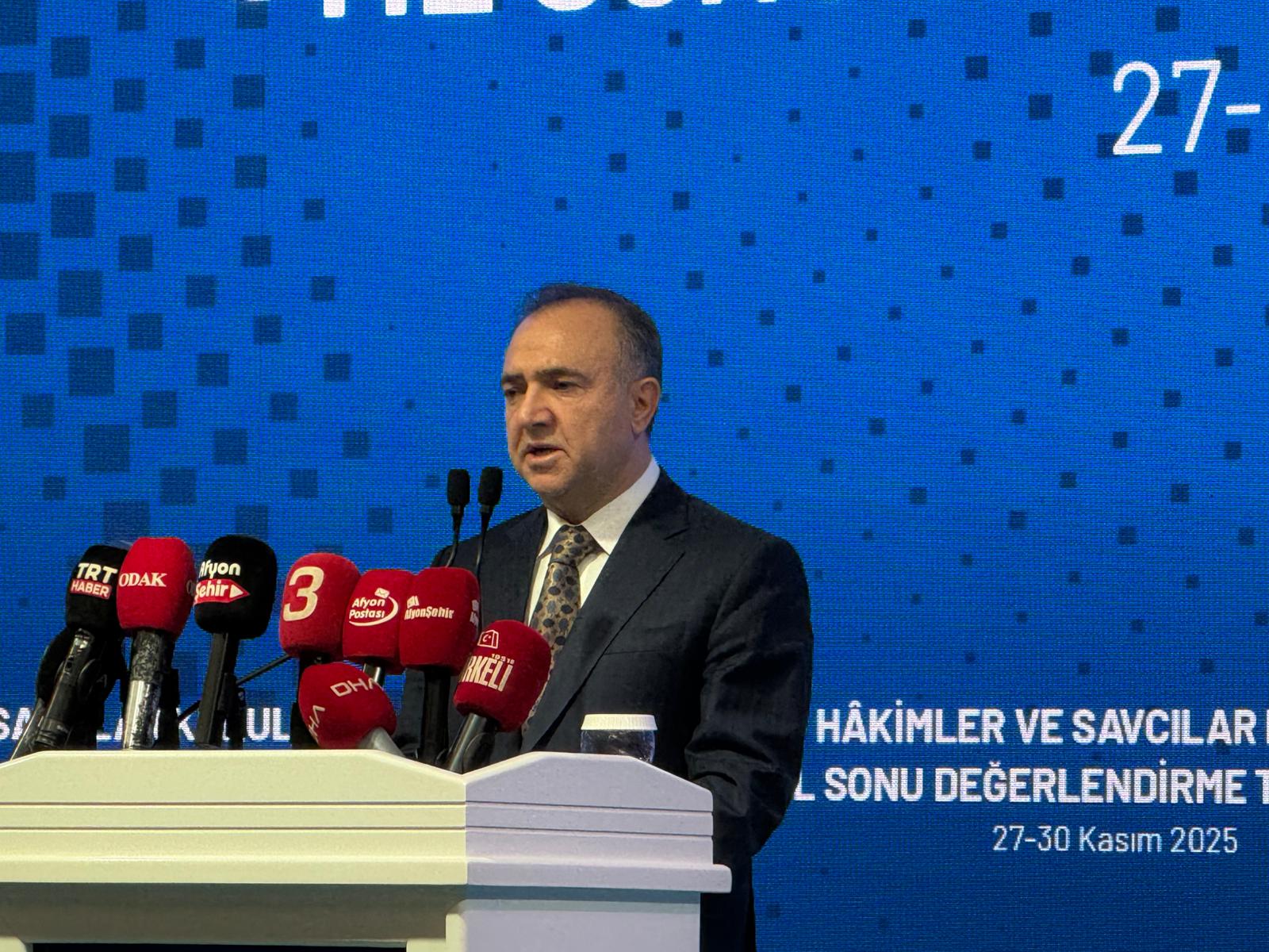 A6D5C0Db 6Efa 43E1 8Ace 63139B392140