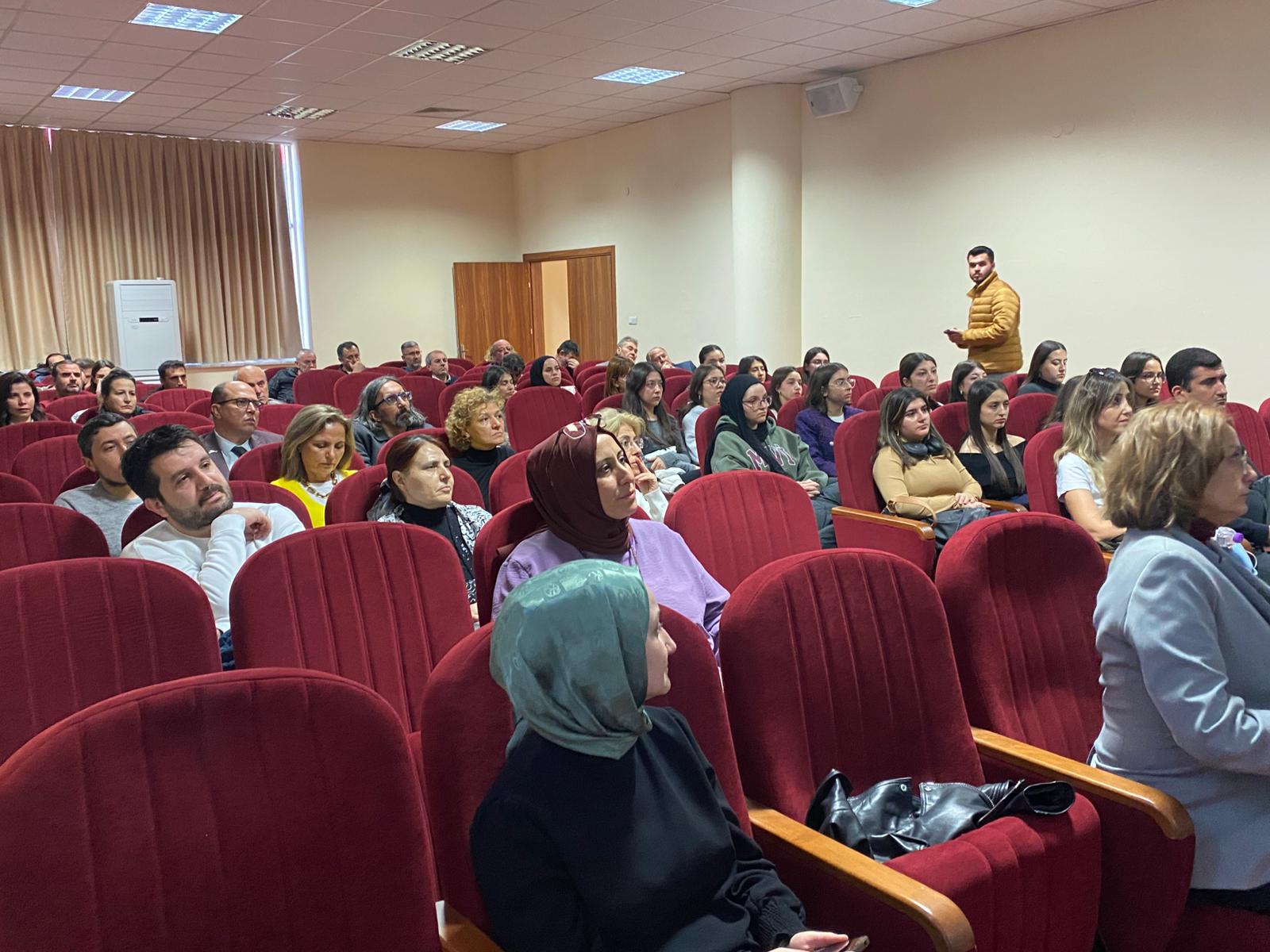 Ad3D8Bbb 98D9 4E46 81Ac Bfc4216F26D4