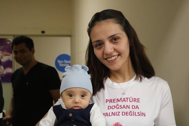 Afsü Hastanesi̇nde Dünya Prematüre Günü Etki̇nli̇ği̇ Düzenlendi̇ (1)