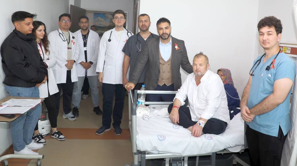 Afsü Öğrenci̇leri̇nden Koah Farkindalik Etki̇nli̇ği̇ “Her Nefes Hayattir!” (1)