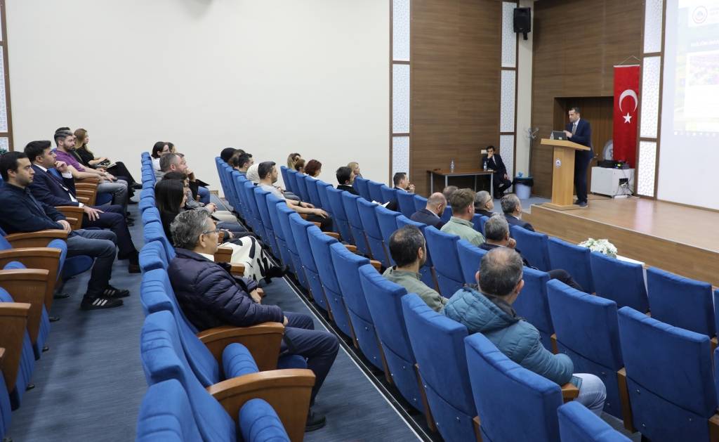 Afsü’de Kurumsal İleti̇şi̇m Strateji̇leri̇ Masaya Yatirildi (5)