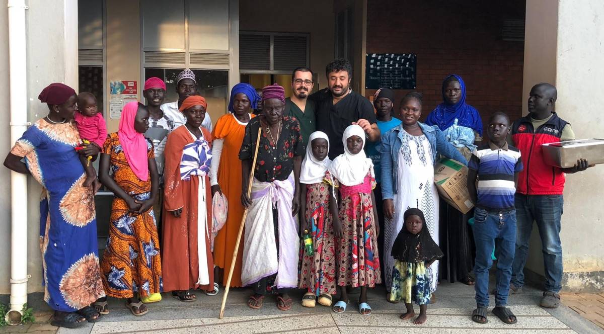 Afsü’nün Şi̇fa Eki̇bi̇ Afri̇ka’dan Döndü (1)