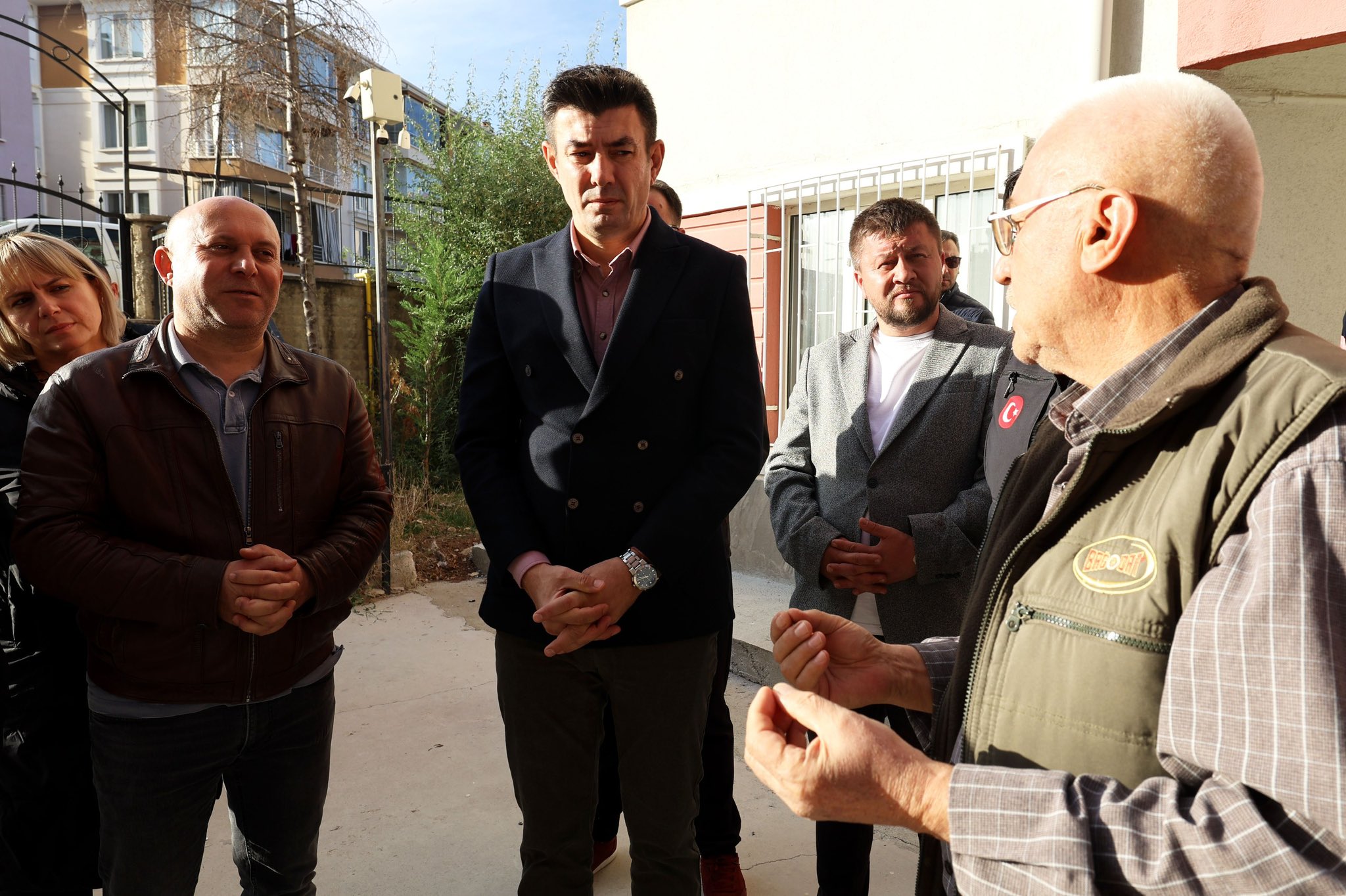 Afyonkarahi̇sar’da Göçme Ri̇ski̇ Olan Bi̇na Boşaltildi 2