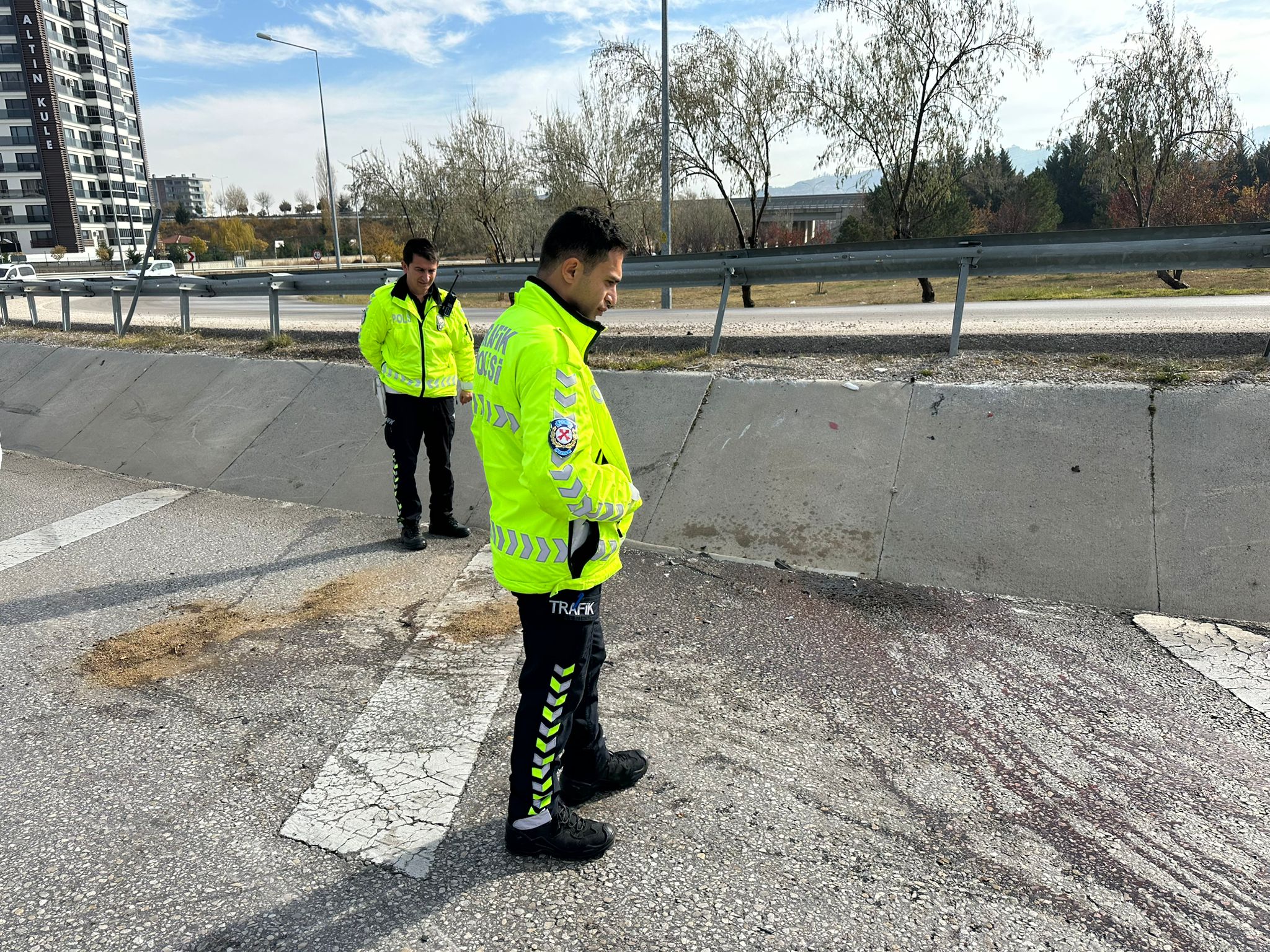 Afyonkarahi̇sar’da Trafi̇k Kazasi 2