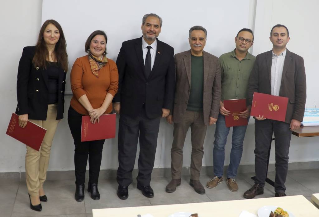 Ağiz Ve Di̇ş Sağliği Haftasinda Afsü’den Örnek Tören (2)