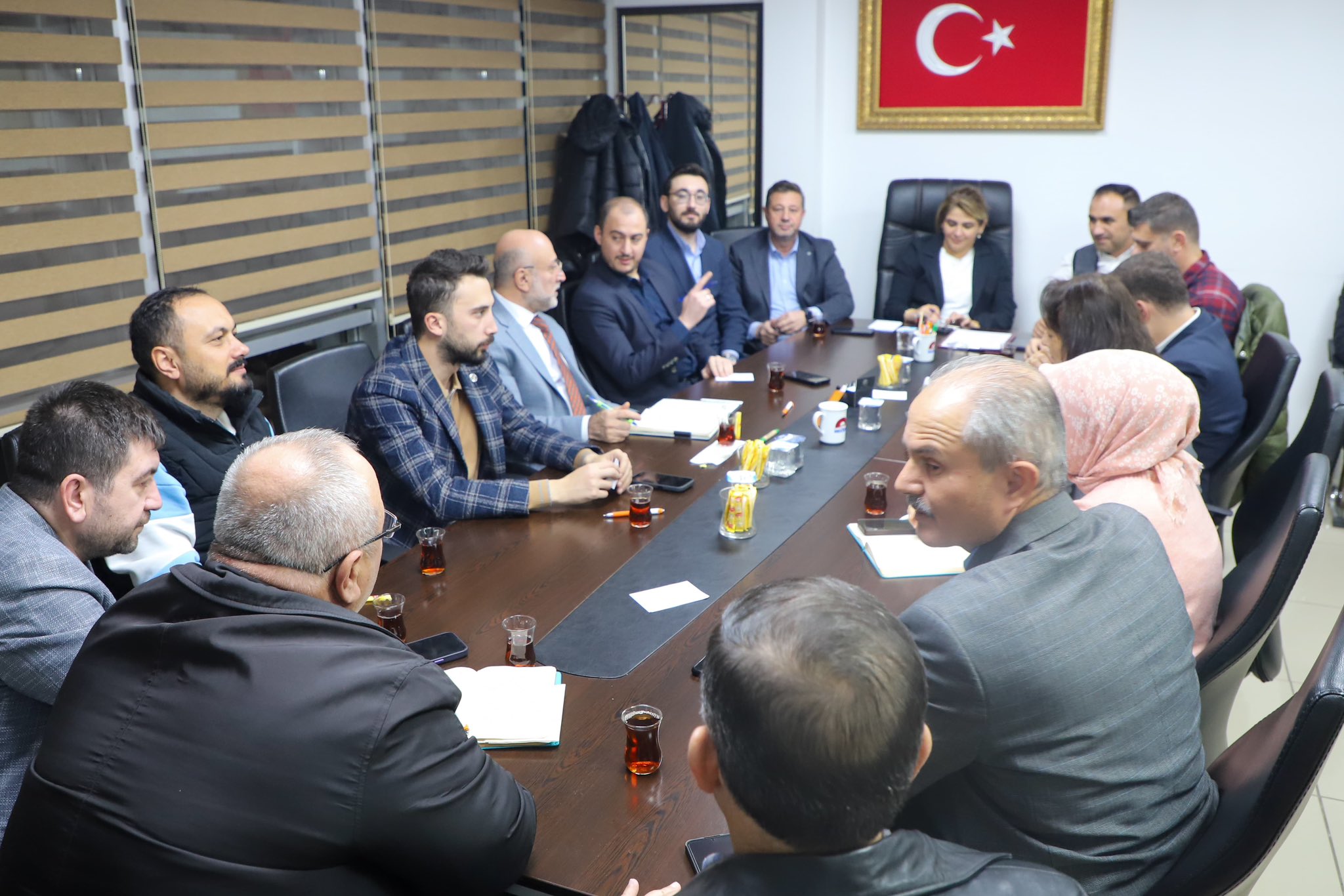 Ak Parti̇ Afyon’da Yürütme Ve Yöneti̇m Kurulu Toplantisi Gerçekleşti̇ (4)