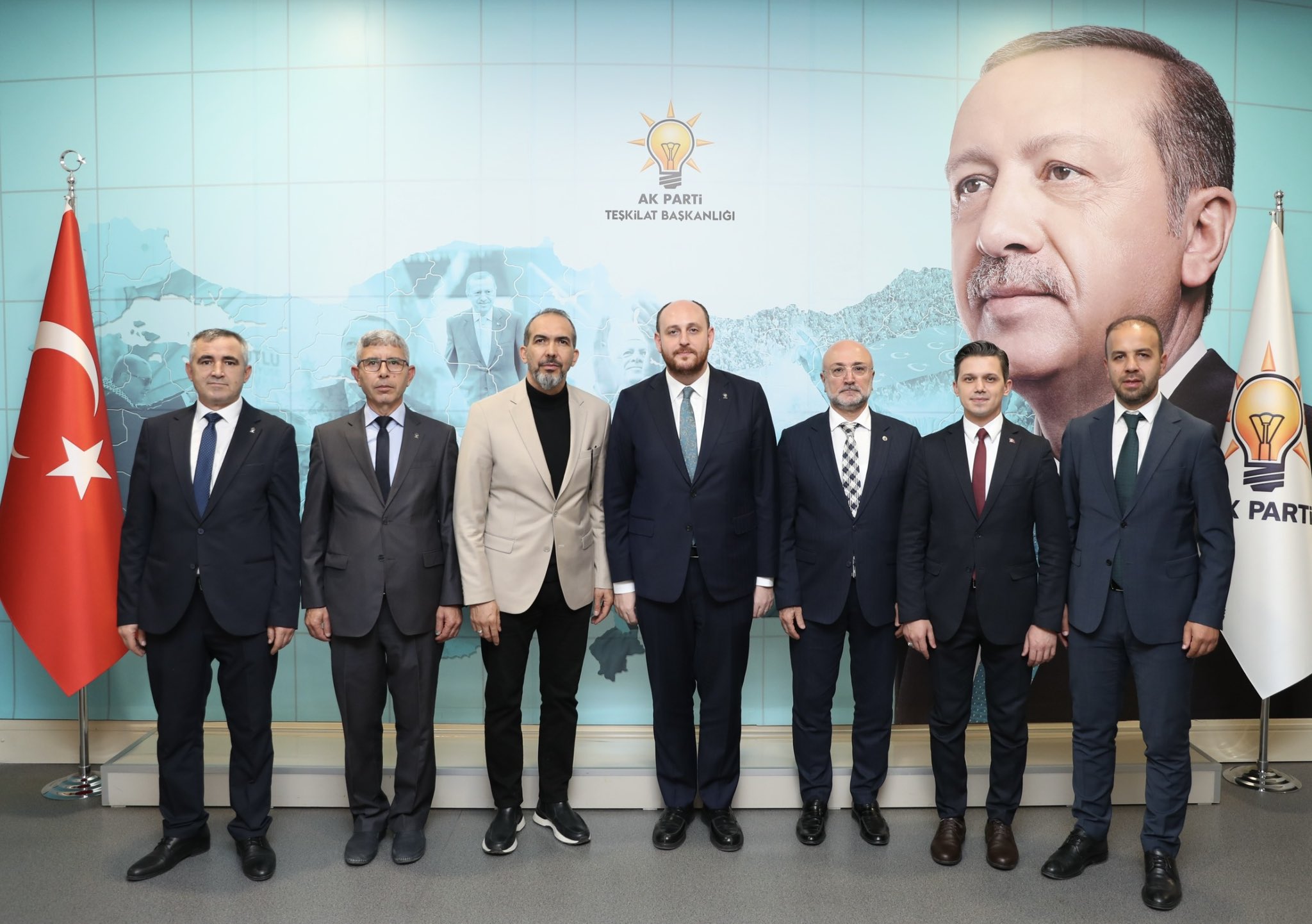 Ak Parti̇’de Bayat, Dazkiri Ve Evci̇ler’de Bayrak Deği̇şi̇mi̇ (4)