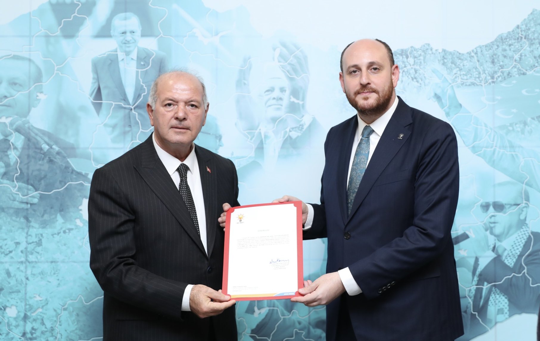 Ak Parti̇’de Bayat, Dazkiri Ve Evci̇ler’de Bayrak Deği̇şi̇mi̇ (6)