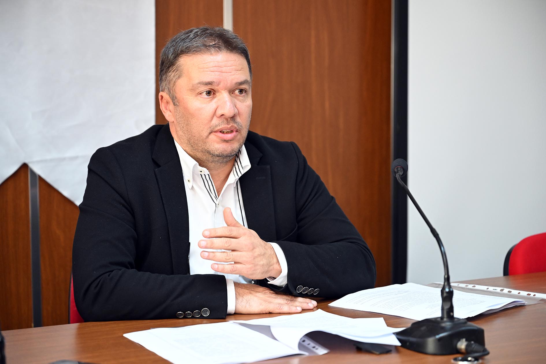 Akü Hukuk Fakültesi̇nde Avukatlik Mesleği̇ Anlatildi (2)