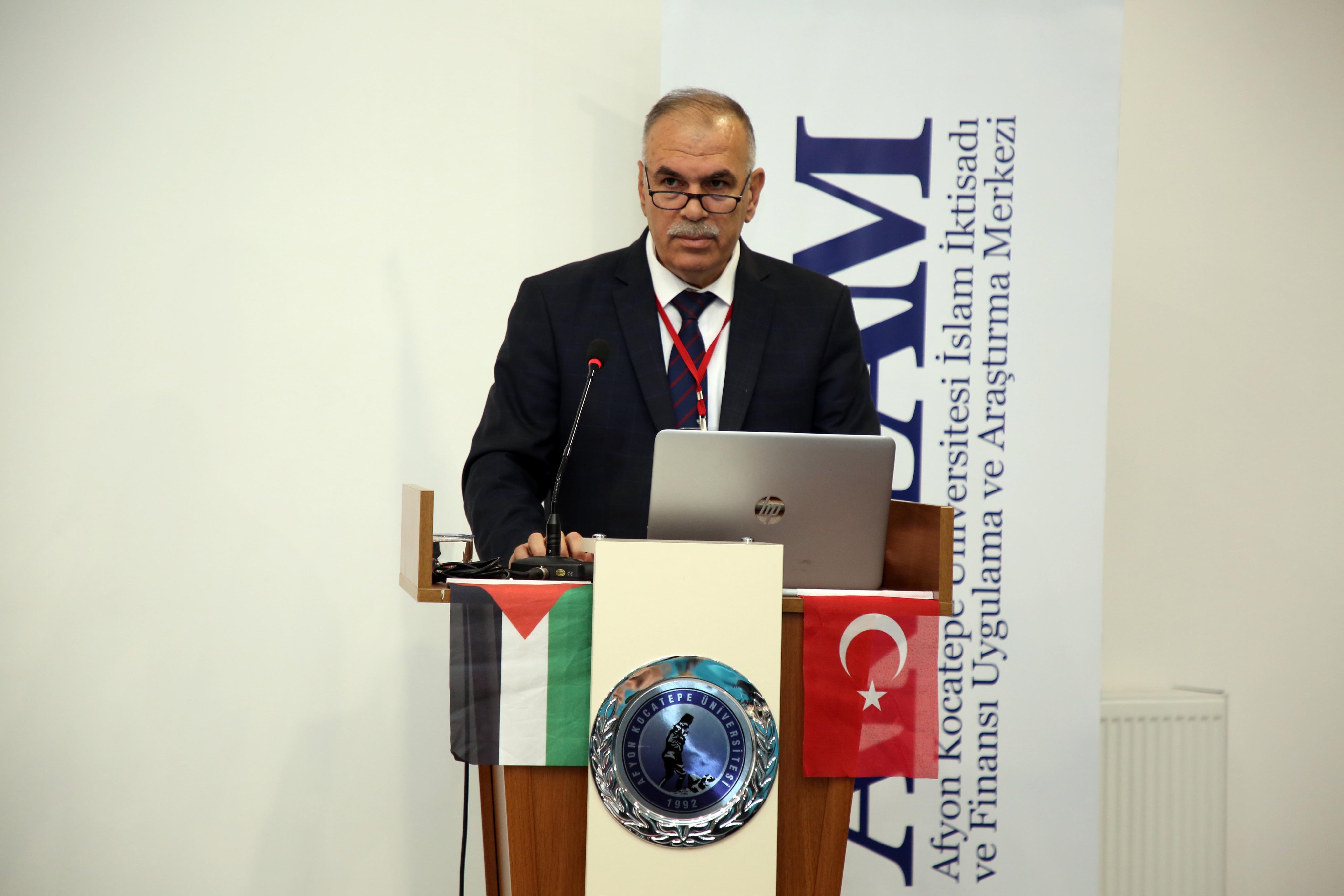 Akü’de Ii. İslam Ekonomi̇si̇ Ve Fi̇nansi Akademi̇k İsti̇şare Çaliştayi Gerçekleşti̇ri̇ldi̇ (5)