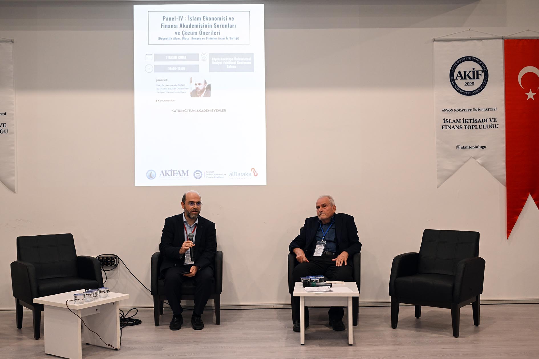 Akü’de Ii. İslam Ekonomi̇si̇ Ve Fi̇nansi Akademi̇k İsti̇şare Çaliştayi Gerçekleşti̇ri̇ldi̇ (7)