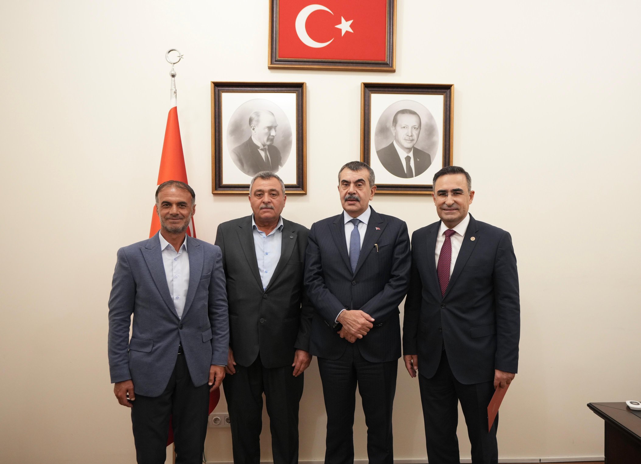 Ankara’da Afyon Buluşmasi Arslan’a Yoğun Zi̇yaret Trafi̇ği̇ (3)