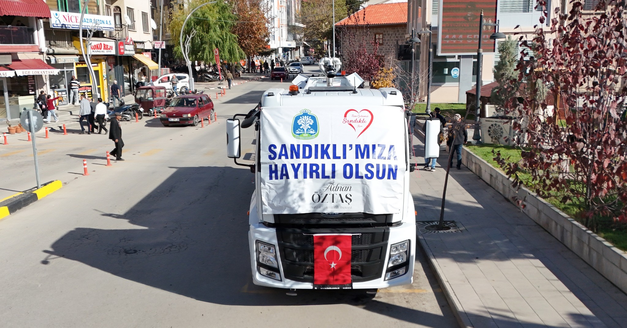 Bakanliktan Sandikli’ya 13 Ton Kapasi̇teli̇ Arazöz Desteği̇ (1)