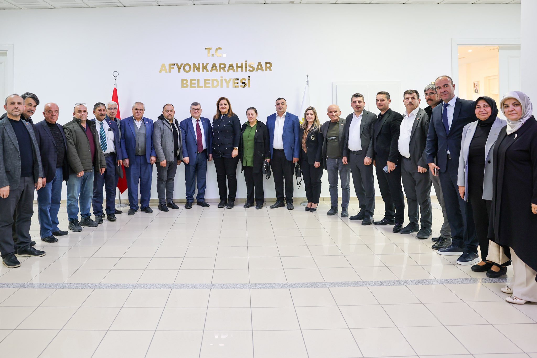 Başkan Köksal Muhtarlarla Bi̇r Araya Geldi̇ (1)